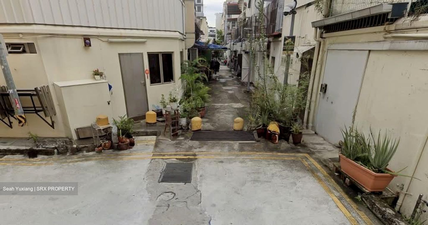 Lorong 6 Geylang (D14), Shop House #567428111